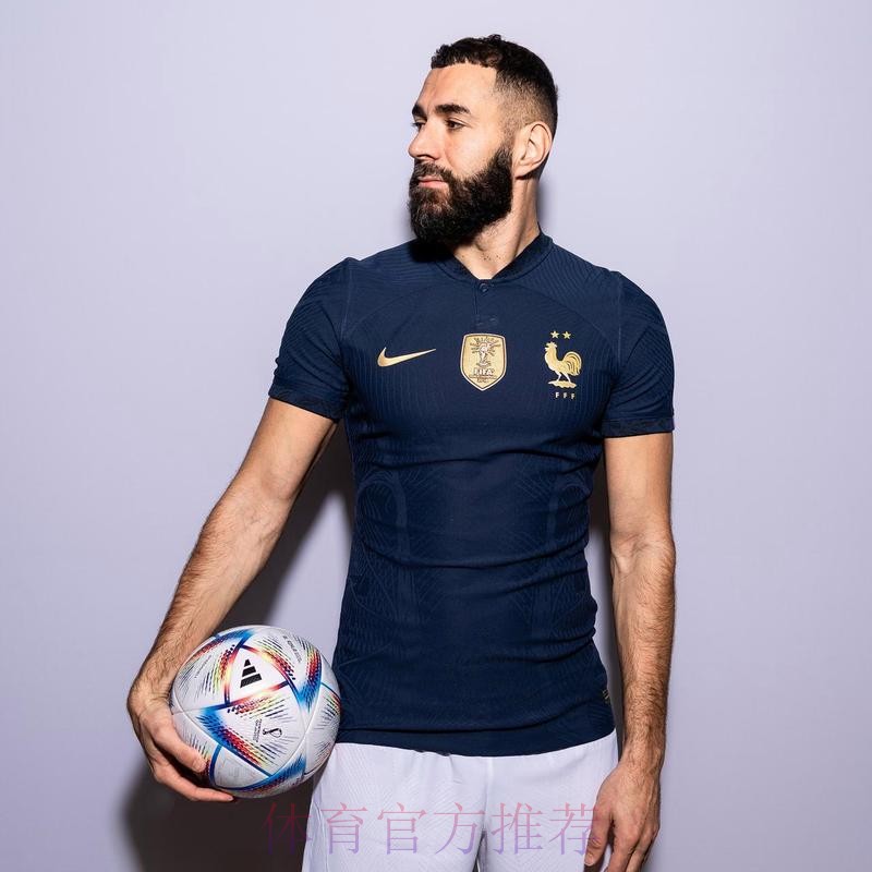 瓦尔布埃纳:我不怨恨本泽马 他完全配得上金球奖